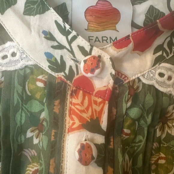 FARM Rio Multicolor Floral Blouse - Picture 7 of 9